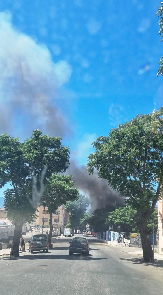 incendio rifiuti piazza del popolo