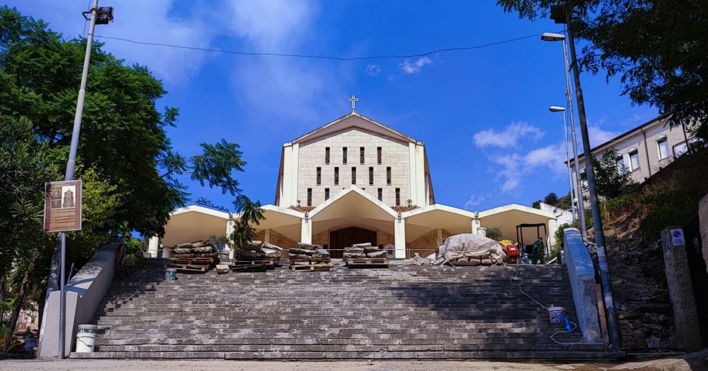 scalinata santuario dell'eremo reggio calabria