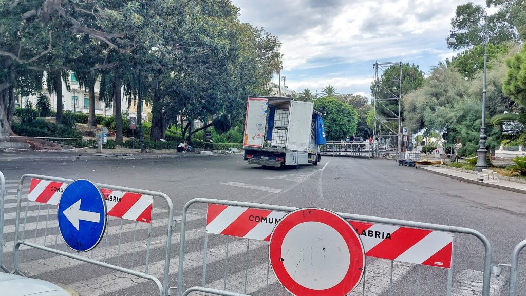 palco piazza indipendenza