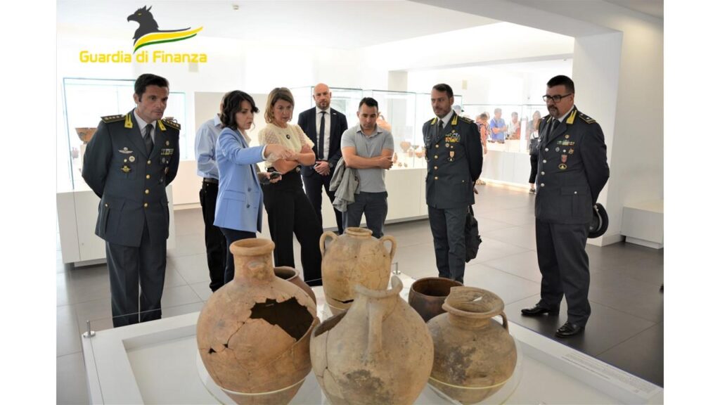 Console Generale degli Stati Uniti d’America a Napoli, Tracy Roberts-Pounds. a reggio calabria