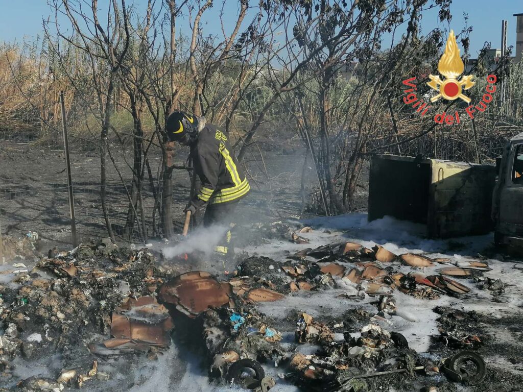 incendio asp catanzaro lido