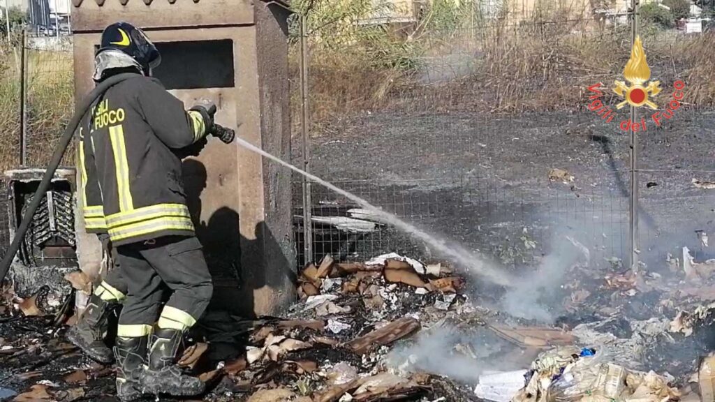 incendio asp catanzaro lido