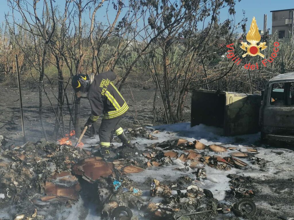 incendio asp catanzaro lido