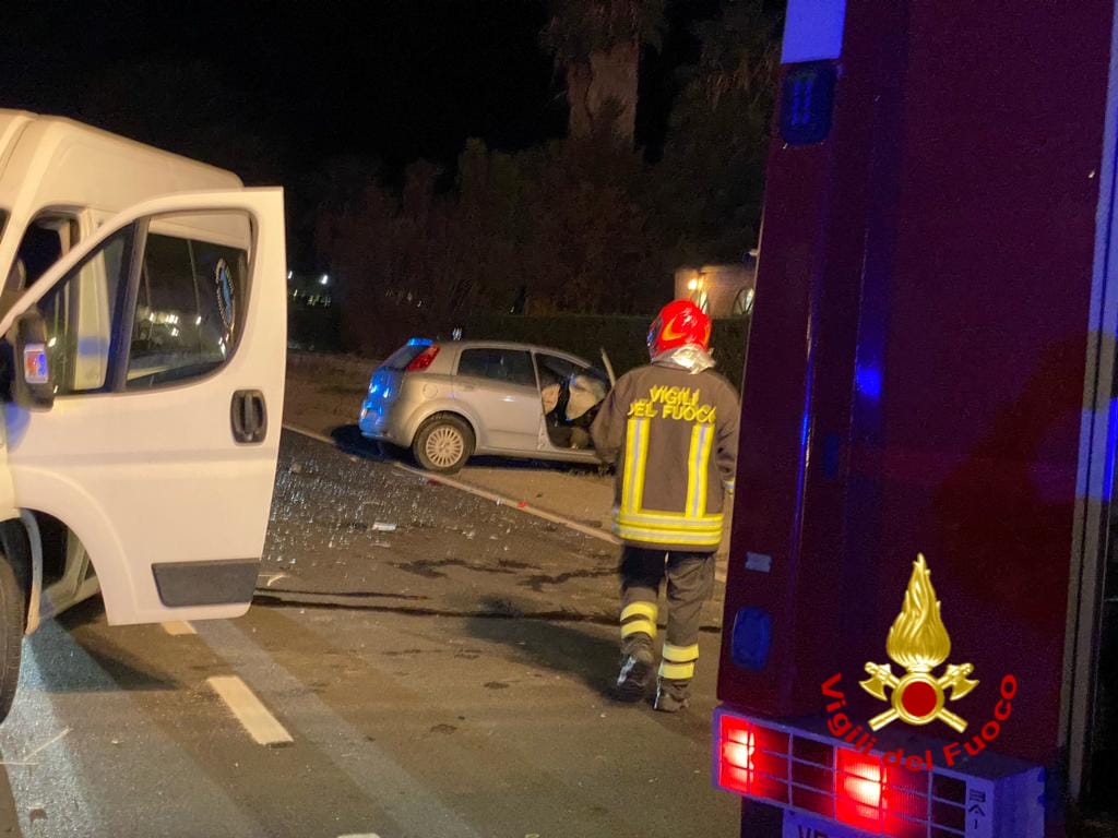 Incidente SS106 Calabria (1)