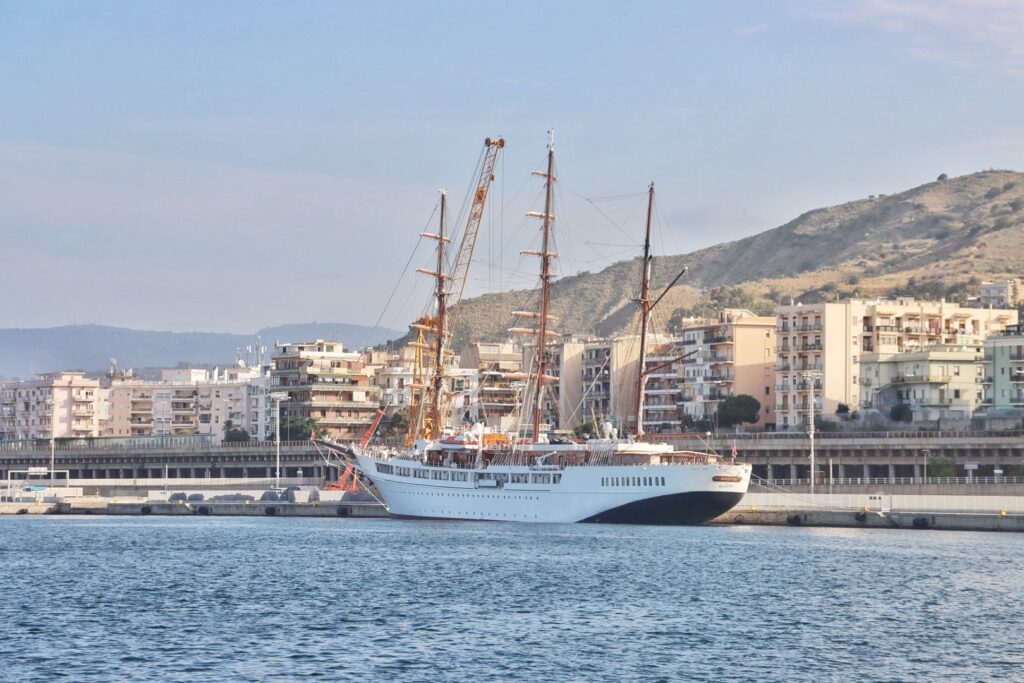 Sea Cloud II Porto di Reggio