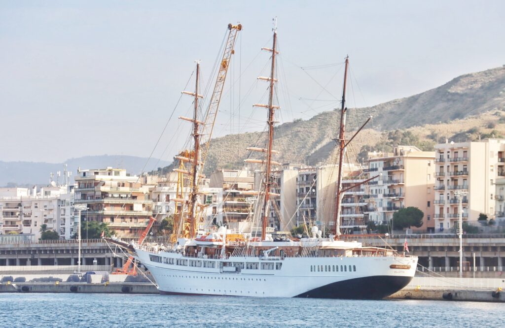 Sea Cloud II Porto di Reggio