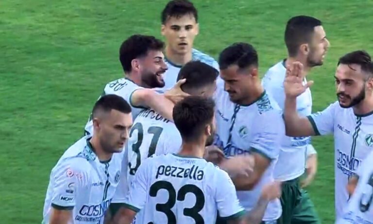 esultanza avellino gol marconi a catania