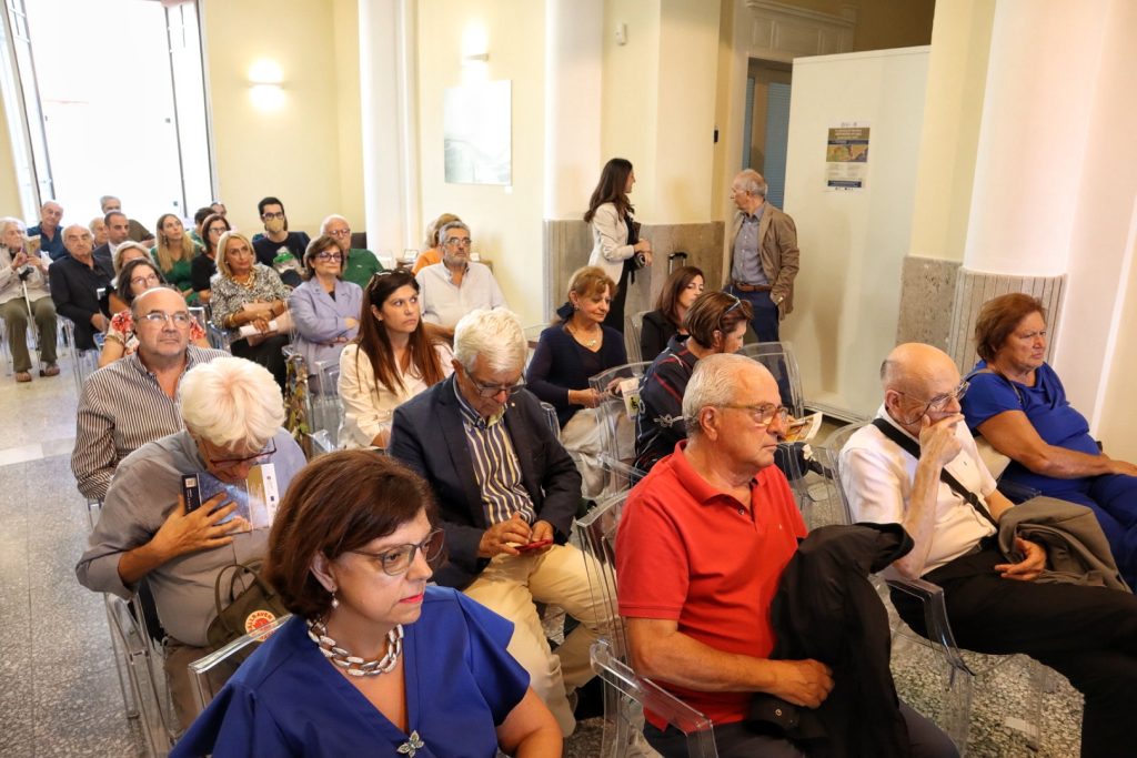 inaugurazione biblioteca stretto