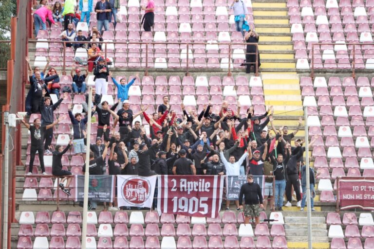 Reggina Fenice Amaranto-Trapani settore ospiti tifosi Trapani