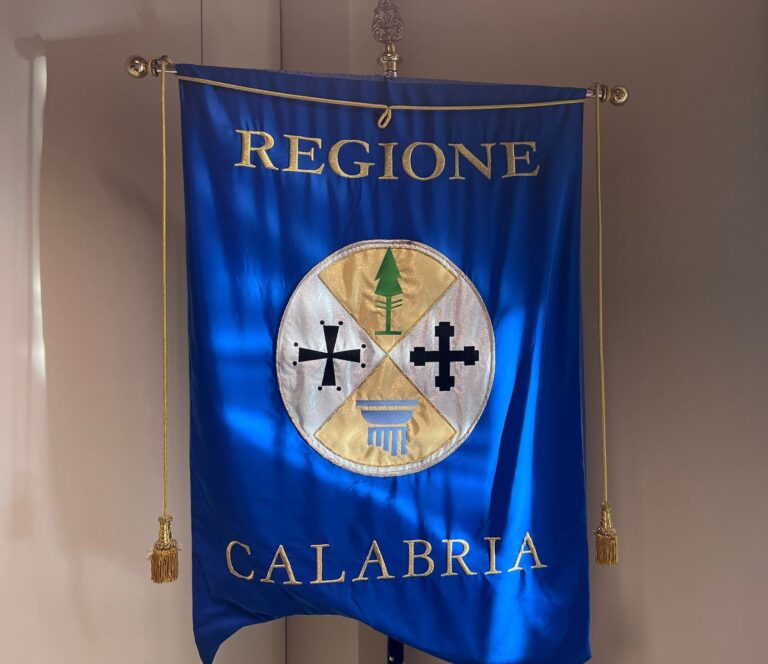 regione calabria stemma gonfalone