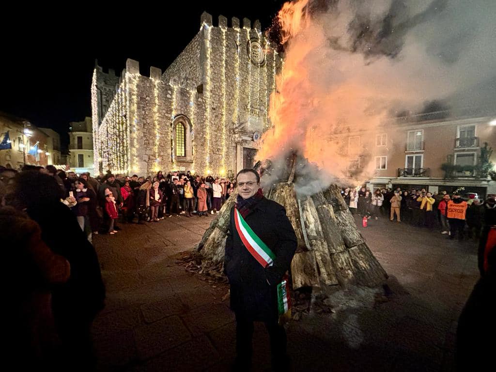 De Luca notte natale taormina