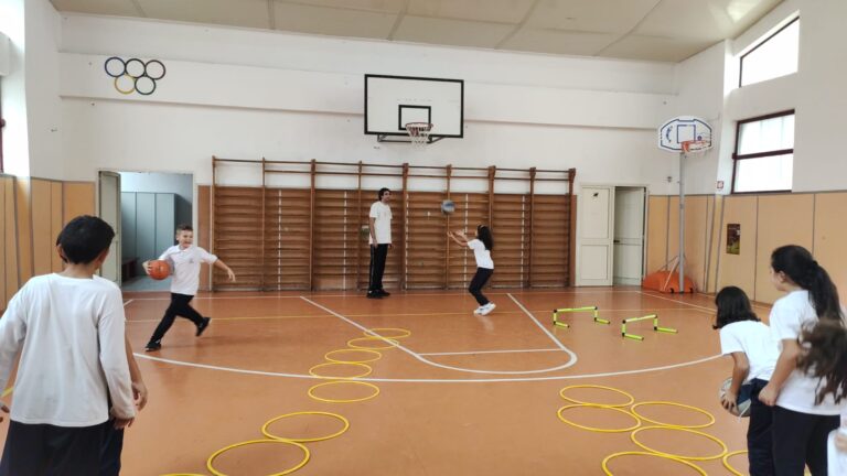 Giornata dello Sport alla scuola Carducci-Da Feltre