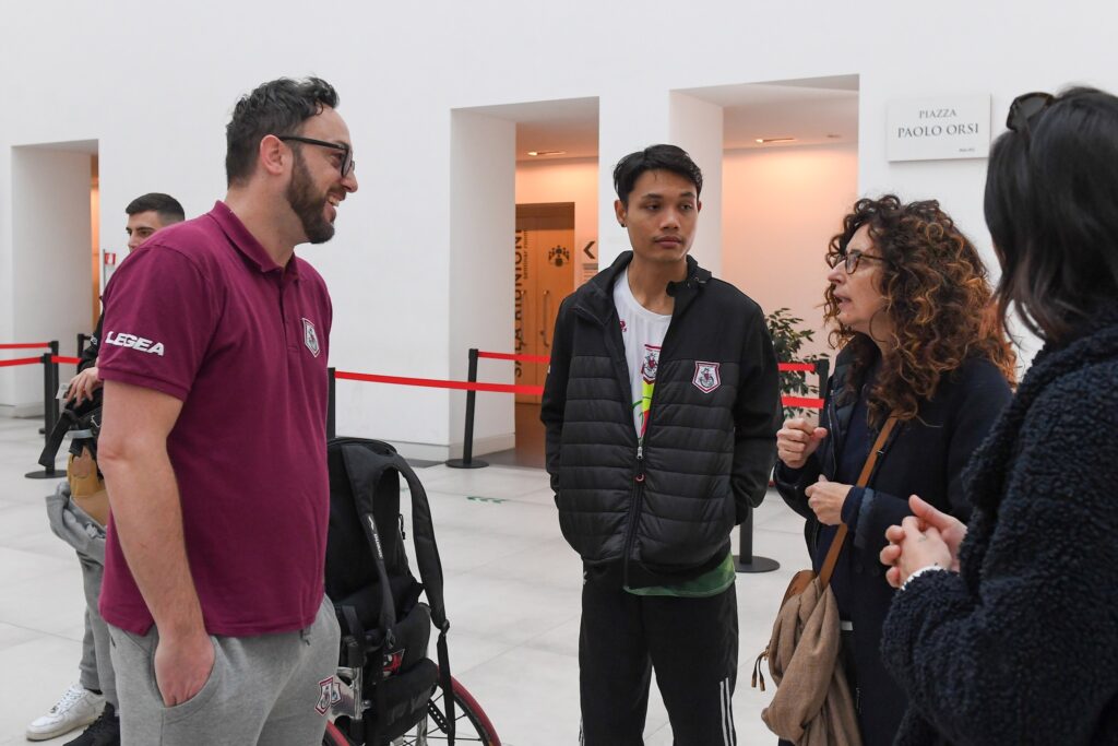 Reggio BiC e Teresa Mannino al Museo dei Bronzi