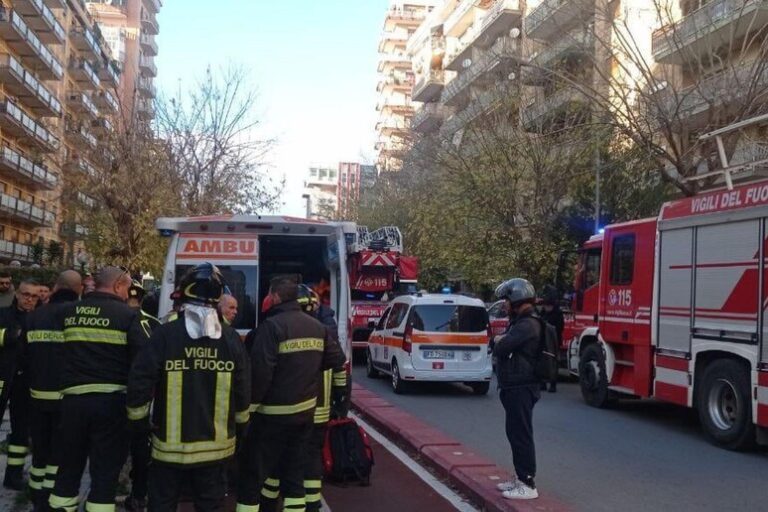 ambulanza vigili del fuoco