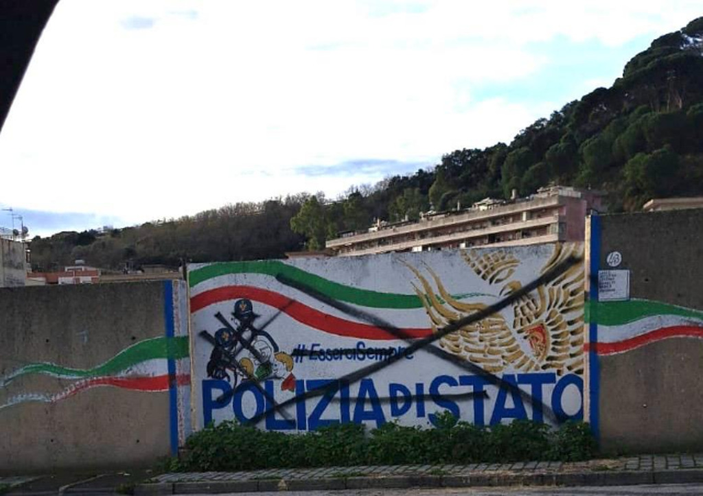 murales vandalizzato