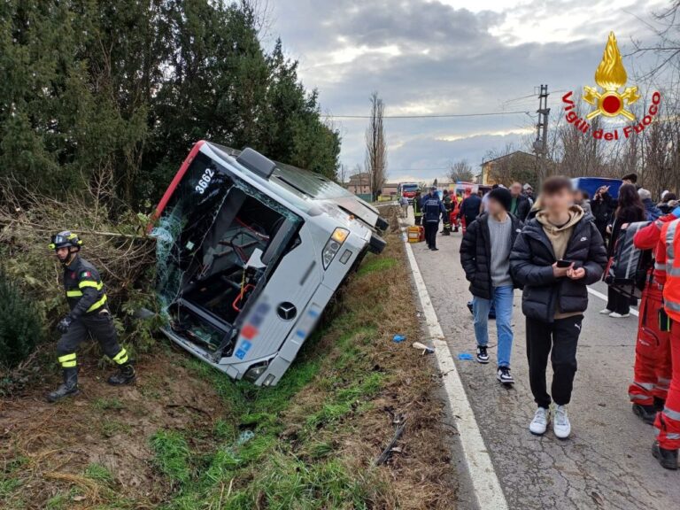 incidente reggio emilia