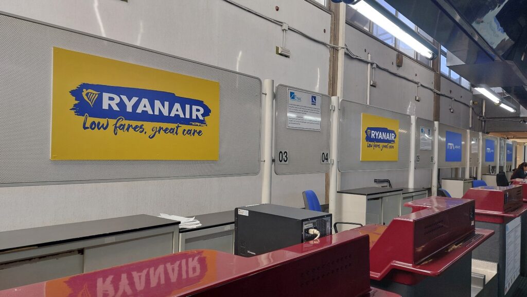 Aeroporto dello Stretto Ryanair