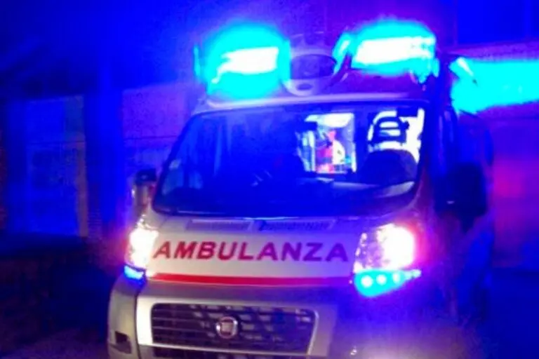 ambulanza di notte