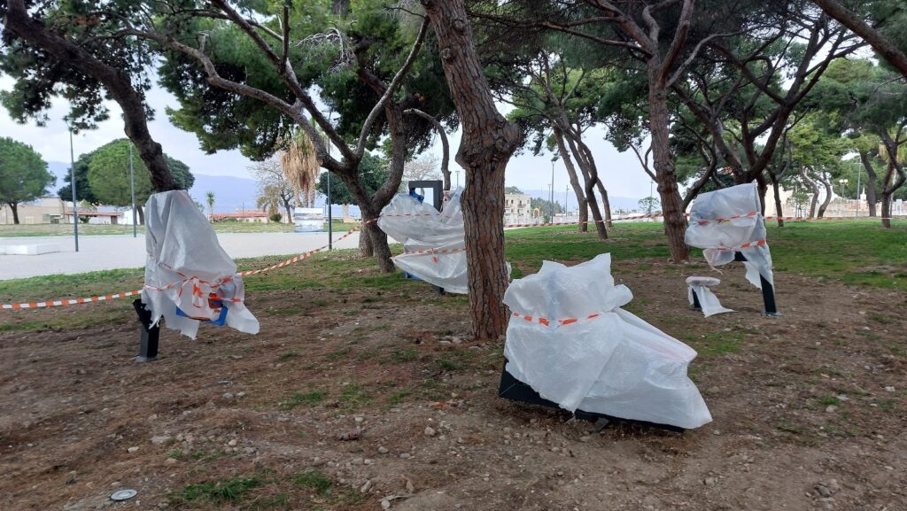 attrezzi palestra all'aperto pineta zerbi