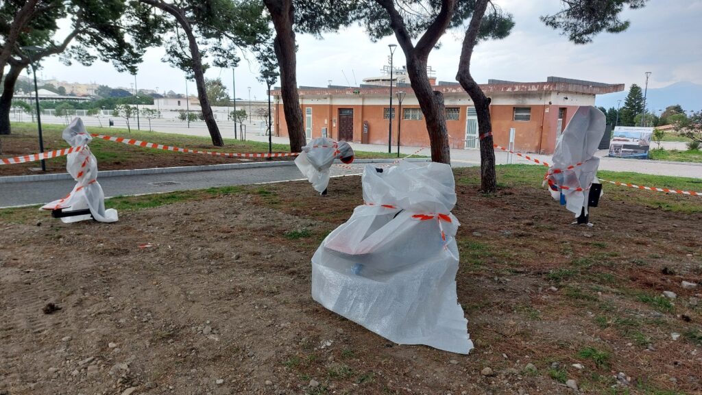 attrezzi palestra all'aperto pineta zerbi