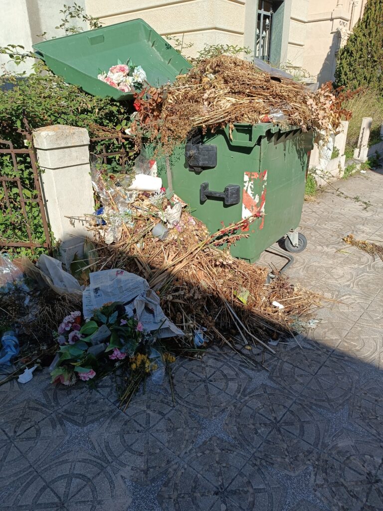 degrado cimitero