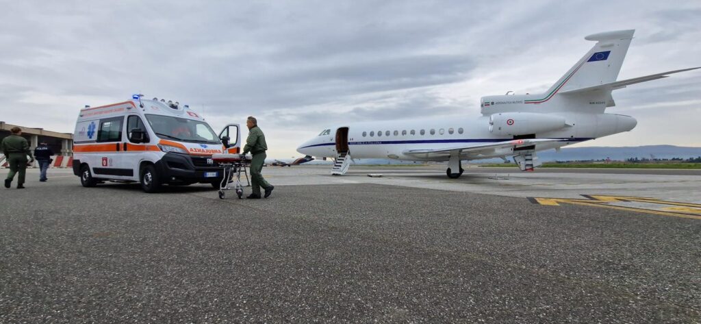 volo aeronautica militare da lamezia a roma