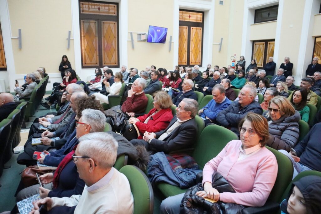 Prof. Nucara - dizionario sport reggio