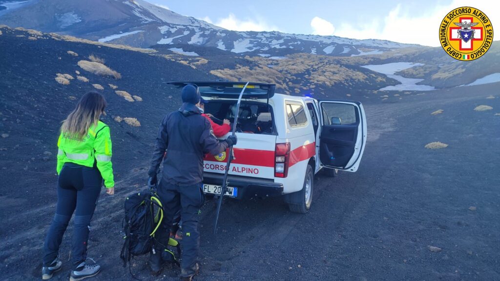 Soccorso scialpinista etna