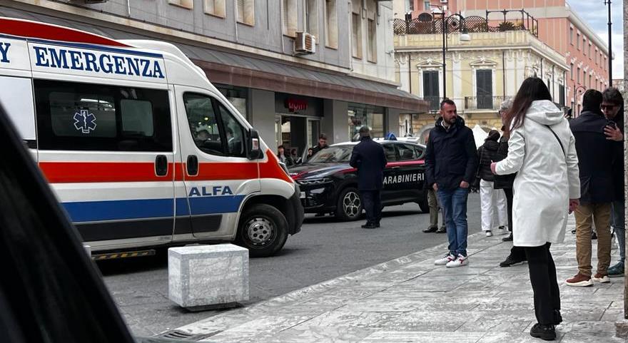 ambulanza carabinieri corso garibaldi