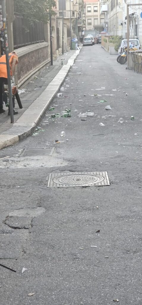 bottiglie rotte per strada reggio calabria