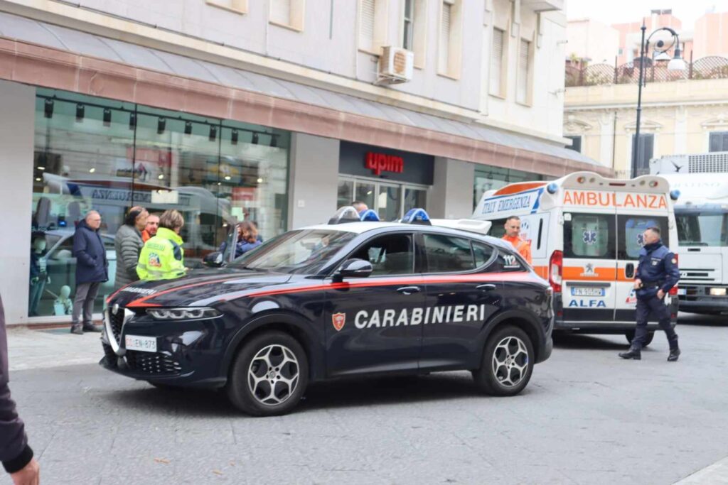 ambulanza carabinieri corso garibaldi