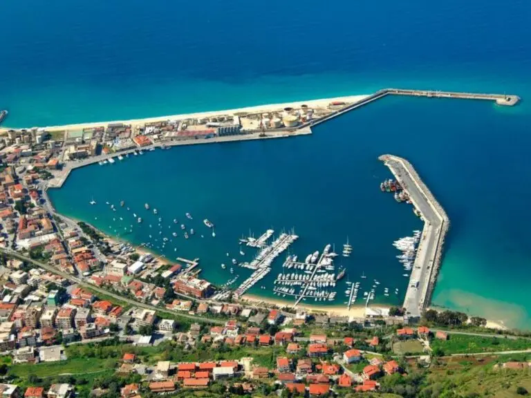 porto di vibo marina