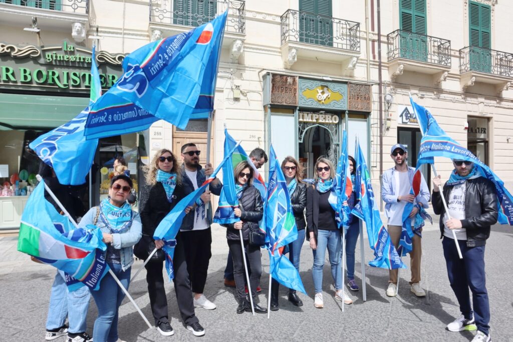 protesta negozianti