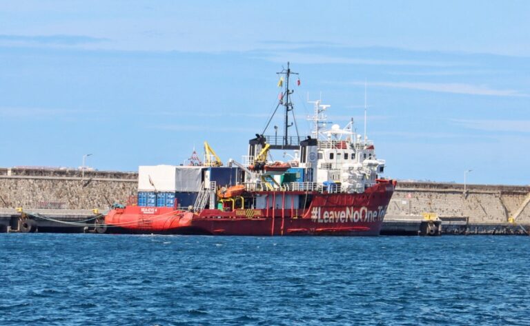 sea eye 4 migranti reggio calabria