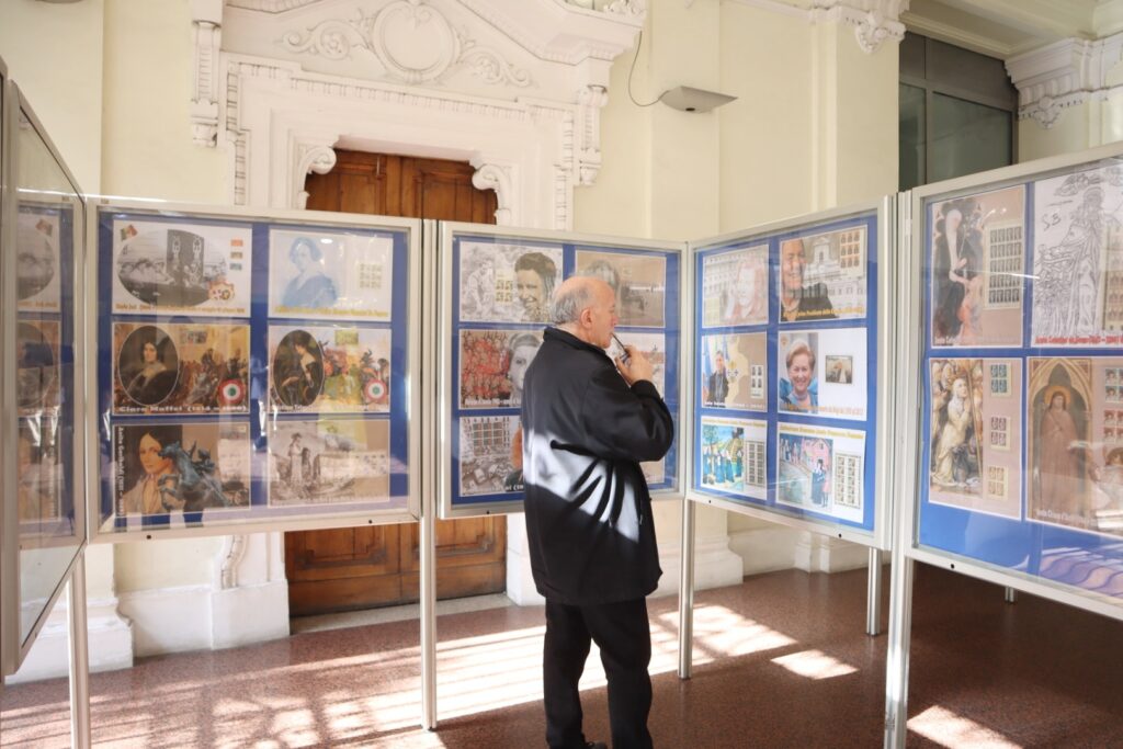 taglio nastro poste italiane