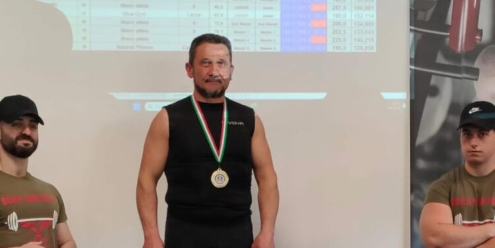 Coppa Italia targata RAW federazione di powerlifting Francesco Posella podio