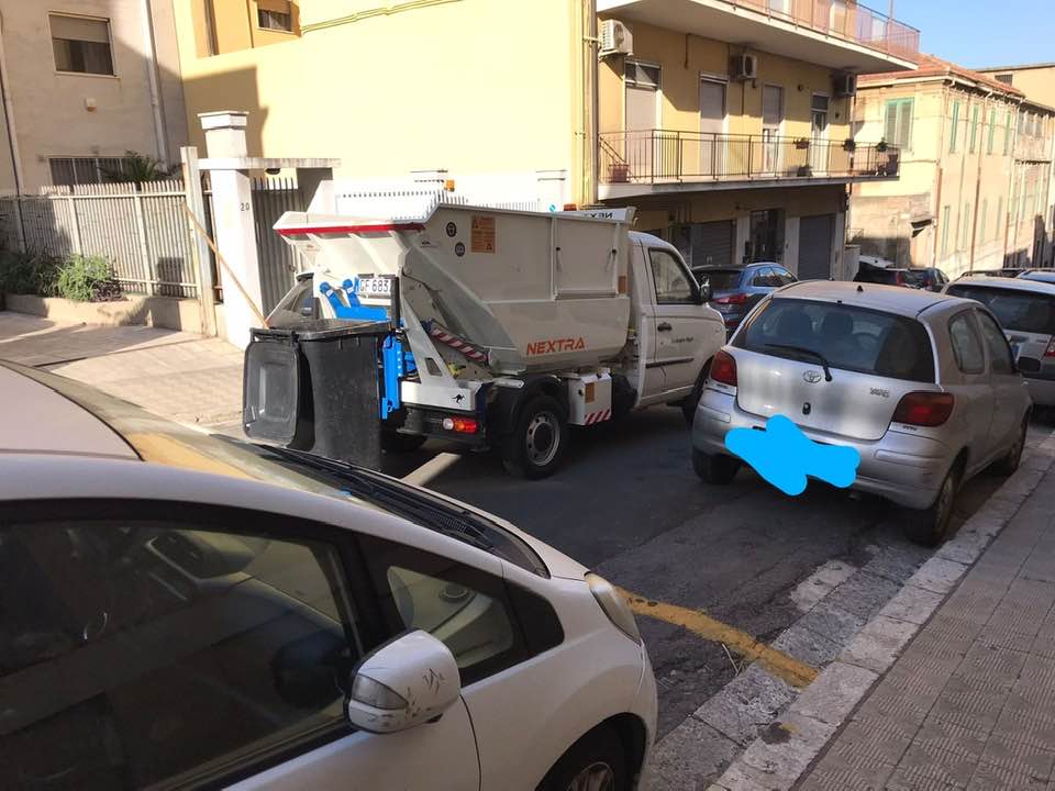 Mastelli Reggio Calabria mancata raccolta rifiuti Ecologia Oggi