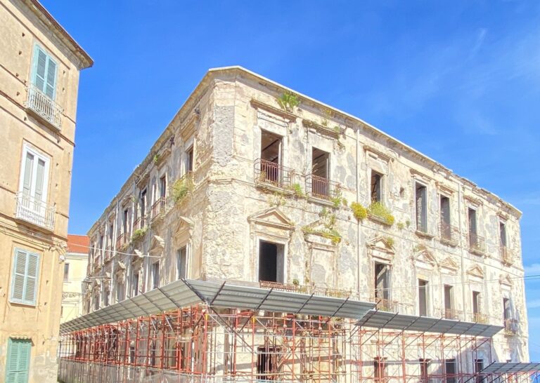 PALAZZO-GIFFONE Tropea