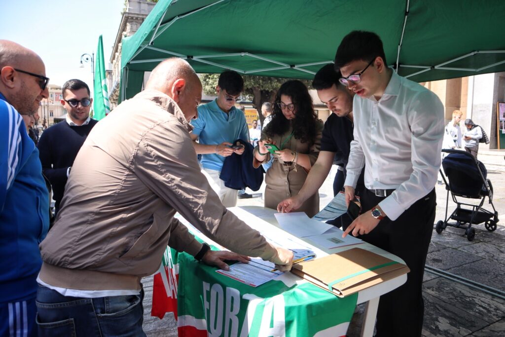 campagna tesseramento forza italia reggio calabria