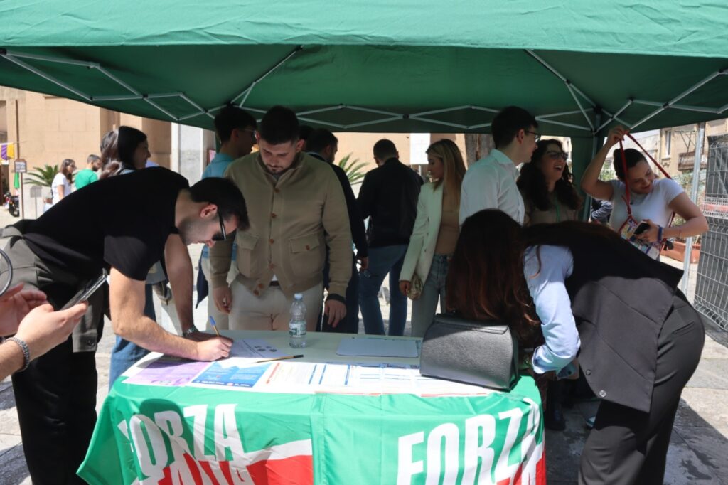 campagna tesseramento forza italia reggio calabria