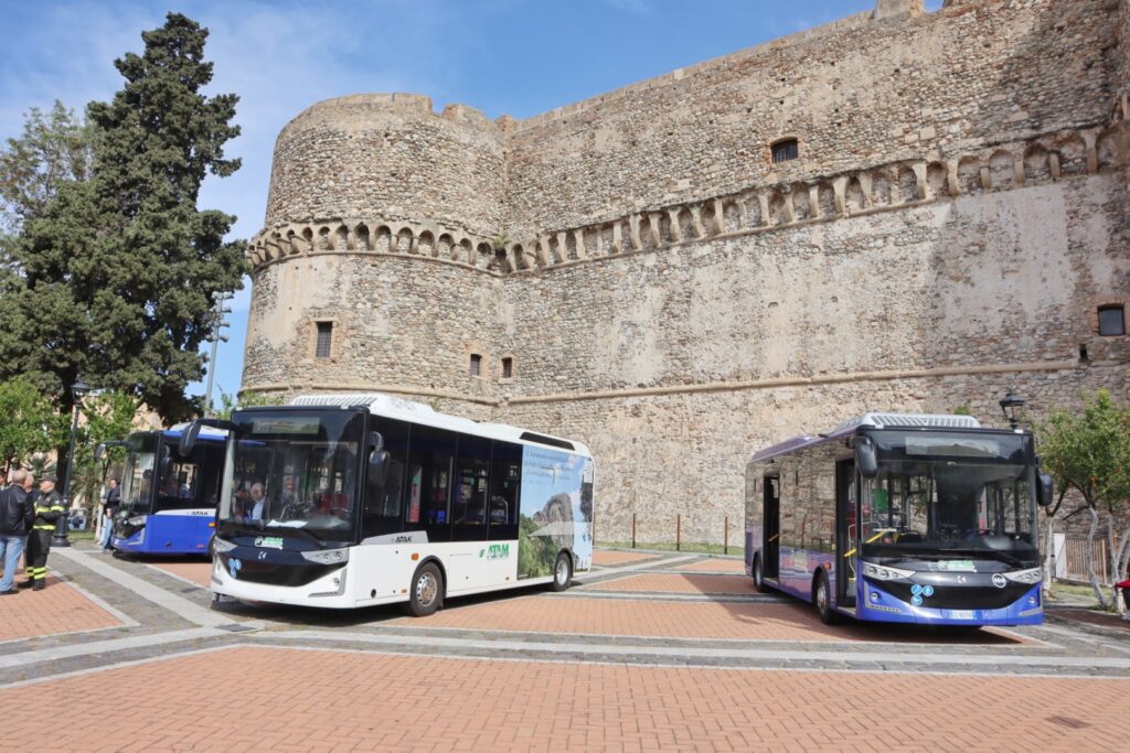 presentazione bus elettrici