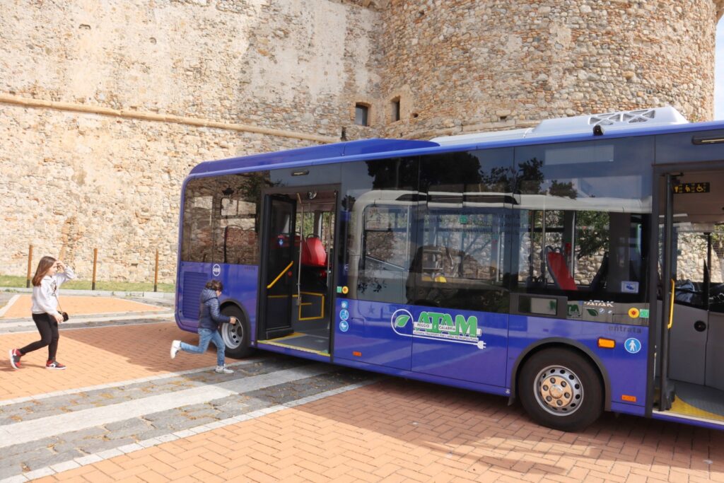 presentazione bus elettrici