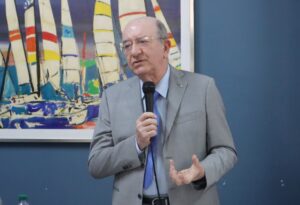 Conferenza stampa Eduardo Lamberti Castronuovo su candidatura a Sindaco