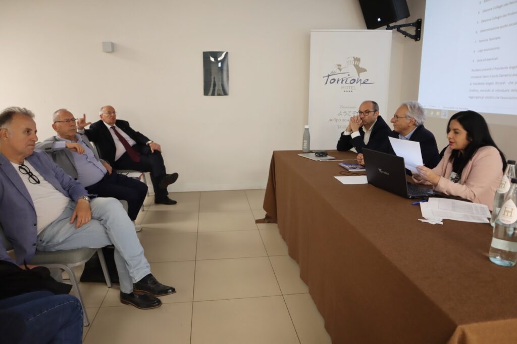 “Giù le mani dai Sindaci” assemblea reggio calabria