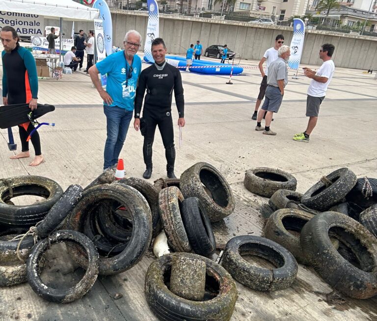 Pulifondali e Pulispiagge Calabria (2)