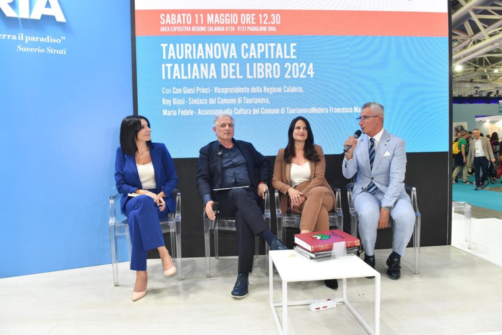 Stand Calabria al Salone del Libro