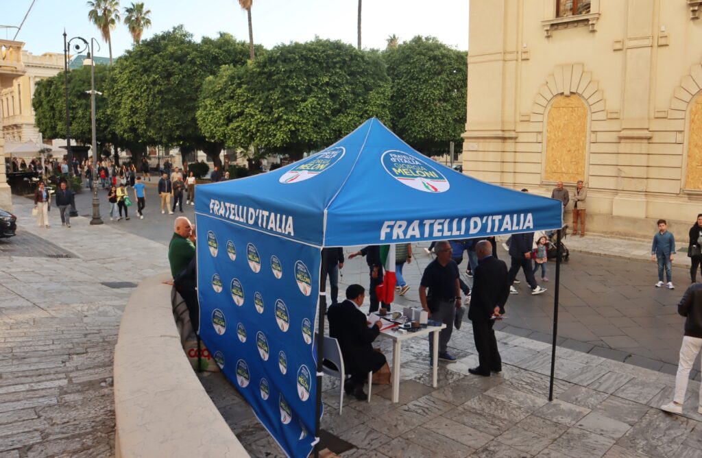 Stand Fratelli d'Italia Reggio Calabria