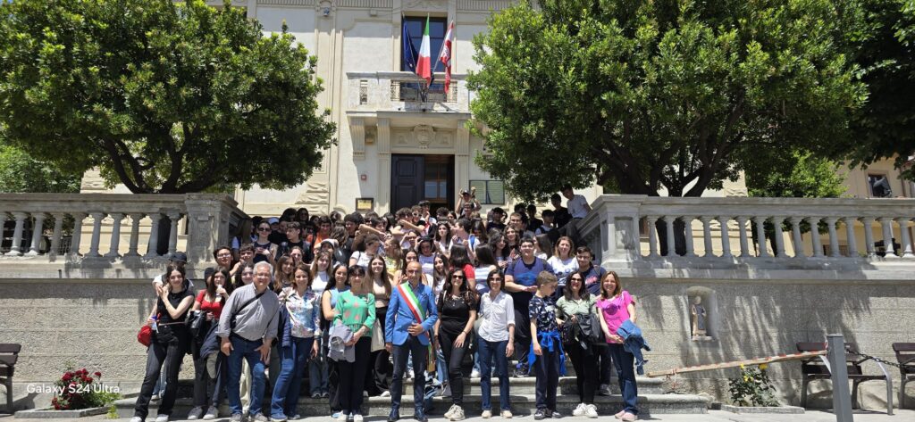 Studenti Liceo da Vinci visitano borghi Bova e Gallicianò