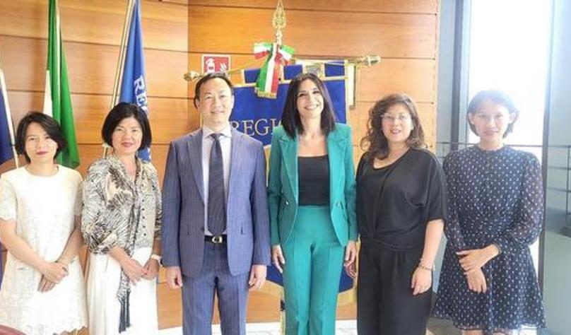 Ambasciatore Vietnam e Giusi Princi