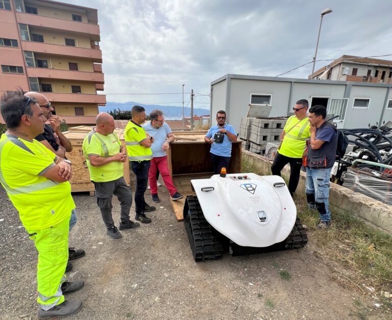BeBot Castore per pulizia spiagge Reggio Calabria